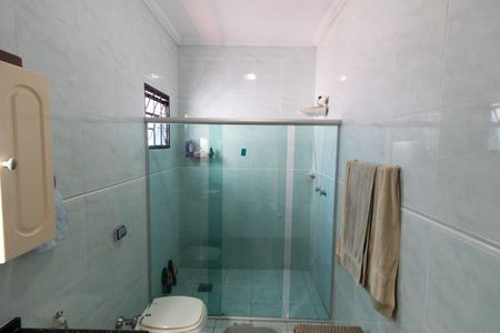 Casa à venda com 240m², 3 quartos e 4 vagasBanheiro Social