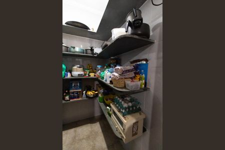 Casa à venda com 240m², 3 quartos e 4 vagasDespensa