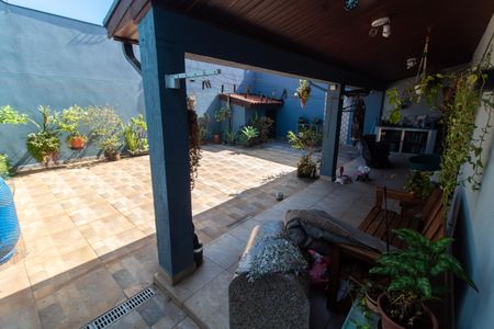 Casa à venda com 240m², 3 quartos e 4 vagasÁrea comum