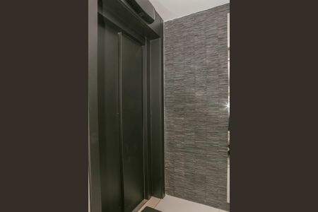 Apartamento à venda com 180m², 3 quartos e 3 vagas Apartamento à venda com 180m², 3 quartos e 3 vagasHall do Elevador