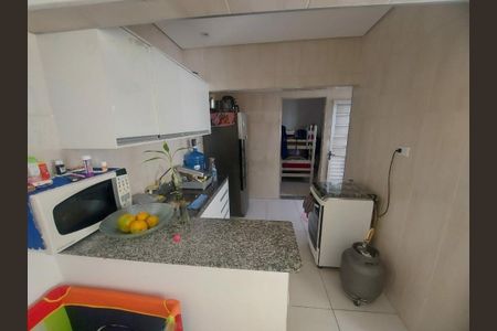 Casa à venda com 2 quartos, 168m² em Vila Esperança, São Paulo