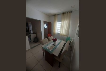 Casa à venda com 2 quartos, 168m² em Vila Esperança, São Paulo