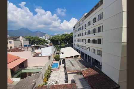 Apartamento à venda com 37m², 1 quarto e sem vaga