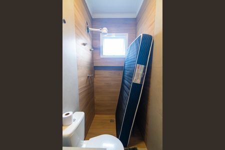 Casa à venda com 290m², 4 quartos e 4 vagasBanheiro da Suíte 4