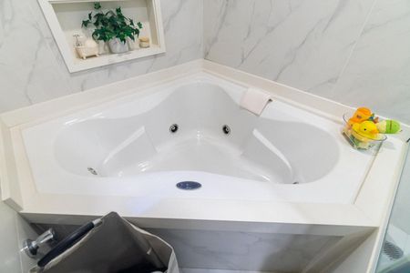 Casa à venda com 290m², 4 quartos e 4 vagasBanheiro da Suíte 1