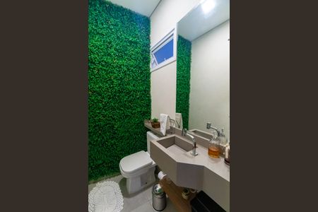 Casa à venda com 290m², 4 quartos e 4 vagasLavabo