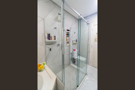 Casa à venda com 290m², 4 quartos e 4 vagasBanheiro da Suíte 1