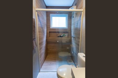 Casa à venda com 290m², 4 quartos e 4 vagasBanheiro da Suíte 2