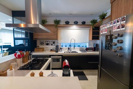 Casa à venda com 290m², 4 quartos e 4 vagasSala/Cozinha