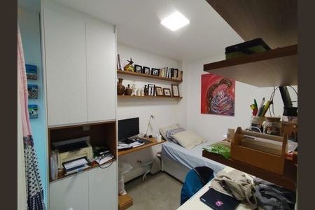 Casa à venda com 129m², 3 quartos e 1 vaga