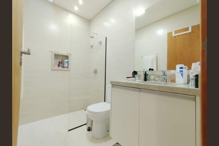 Casa à venda com 129m², 3 quartos e 1 vaga