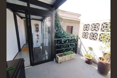 Casa à venda com 129m², 3 quartos e 1 vaga