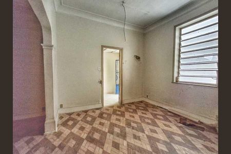 Casa à venda com 362m², 4 quartos e 2 vagas