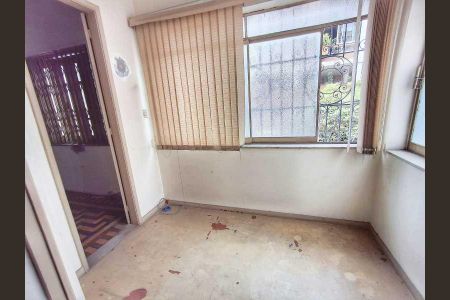 Casa à venda com 362m², 4 quartos e 2 vagas