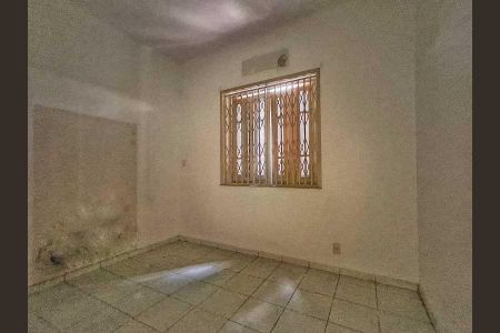 Casa à venda com 362m², 4 quartos e 2 vagas