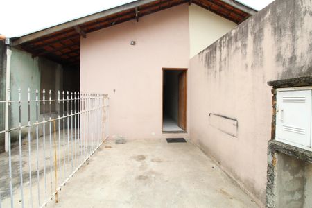 Casa para alugar com 70m², 2 quartos e 1 vagaÁrea Externa