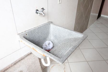 Casa para alugar com 70m², 2 quartos e 1 vagaÁrea de Serviço