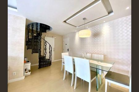 Apartamento à venda com 4 quartos, 189m² em Icaraí, Niterói