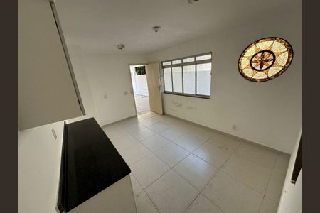 Casa à venda com 3 quartos, 180m² em São Francisco, Niterói