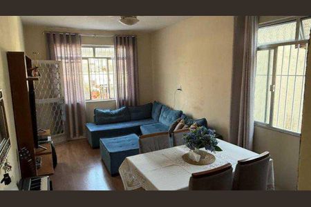 Casa à venda com 214m², 3 quartos e 1 vaga