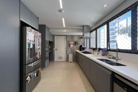 Apartamento à venda com 265m², 4 quartos e 3 vagas