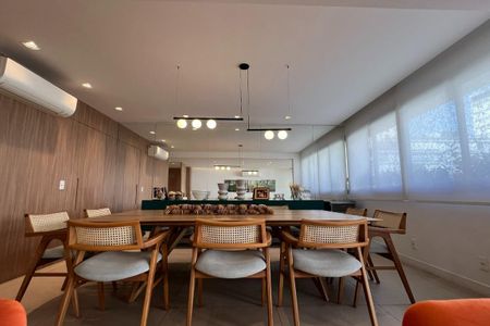 Apartamento à venda com 265m², 4 quartos e 3 vagas