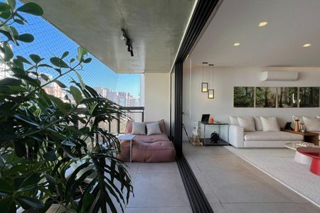 Apartamento à venda com 265m², 4 quartos e 3 vagas