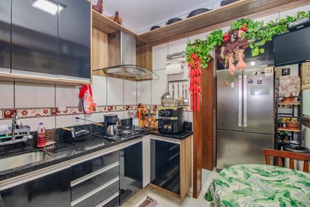 Apartamento à venda com 86m², 2 quartos e 1 vaga Apartamento à venda com 86m², 2 quartos e 1 vagaCozinha e Área de Serviço