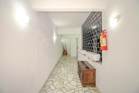 Apartamento à venda com 86m², 2 quartos e 1 vaga Apartamento à venda com 86m², 2 quartos e 1 vagaHall de entrada