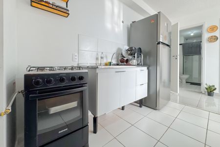 Apartamento à venda com 35m², 2 quartos e 1 vaga Apartamento à venda com 35m², 2 quartos e 1 vagaCozinha e Área de Serviço