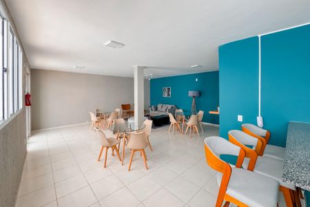 Apartamento à venda com 35m², 2 quartos e 1 vaga Apartamento à venda com 35m², 2 quartos e 1 vagaÁrea comum - Salão de festas