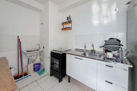 Apartamento à venda com 35m², 2 quartos e 1 vaga Apartamento à venda com 35m², 2 quartos e 1 vagaCozinha e Área de Serviço