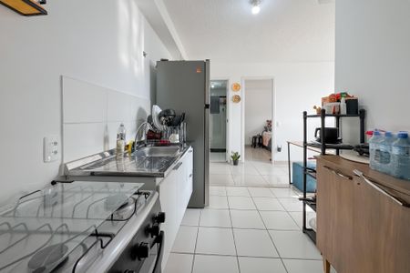 Apartamento à venda com 35m², 2 quartos e 1 vaga Apartamento à venda com 35m², 2 quartos e 1 vagaCozinha e Área de Serviço