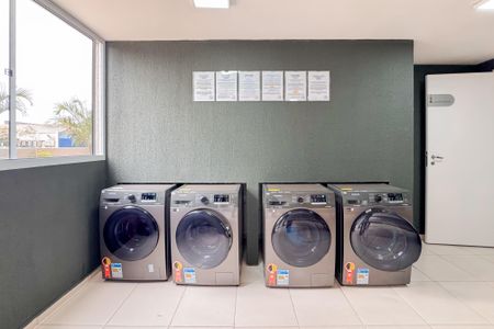 Apartamento à venda com 35m², 2 quartos e 1 vaga Apartamento à venda com 35m², 2 quartos e 1 vagaLavanderia