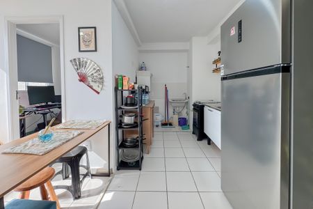 Apartamento à venda com 35m², 2 quartos e 1 vaga Apartamento à venda com 35m², 2 quartos e 1 vagaCozinha e Área de Serviço