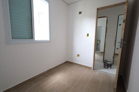 Casa de condomínio à venda com 129m², 3 quartos e 2 vagasQuarto 01