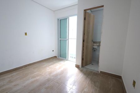 Casa de condomínio à venda com 129m², 3 quartos e 2 vagasSuíte