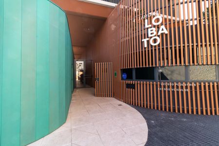 Apartamento à venda com 198m², 4 quartos e 3 vagas Apartamento à venda com 198m², 4 quartos e 3 vagasPortaria