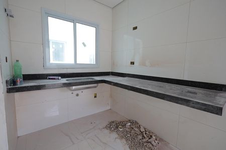 Casa de condomínio à venda com 117m², 2 quartos e 2 vagasCozinha