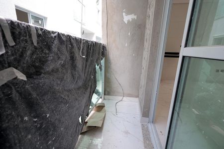 Casa de condomínio à venda com 117m², 2 quartos e 2 vagasVaranda da Sala