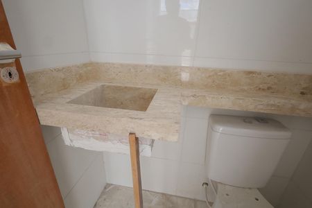 Casa de condomínio à venda com 117m², 2 quartos e 2 vagasCobertura - Banheiro