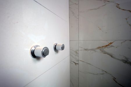 Casa de condomínio à venda com 117m², 2 quartos e 2 vagasBanheiro da Suíte 2