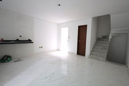 Sala de casa de condomínio à venda com 2 quartos, 117m² em Vila Metalúrgica, Santo André