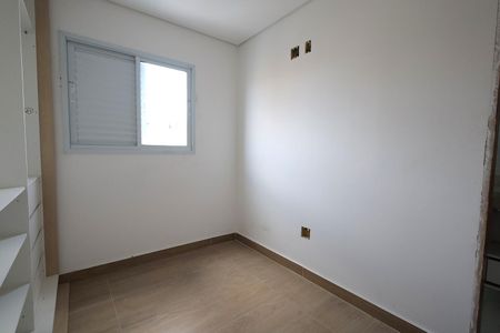 Casa de condomínio à venda com 117m², 3 quartos e 2 vagasSuíte