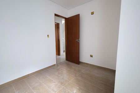 Casa de condomínio à venda com 117m², 3 quartos e 2 vagasSuíte