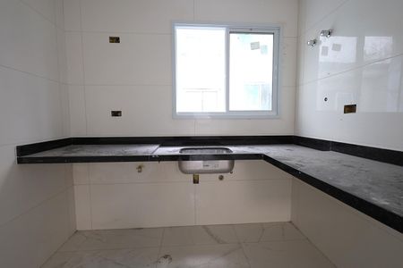 Casa de condomínio à venda com 117m², 3 quartos e 2 vagasCozinha