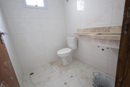 Casa de condomínio à venda com 117m², 3 quartos e 2 vagasBanheiro 1