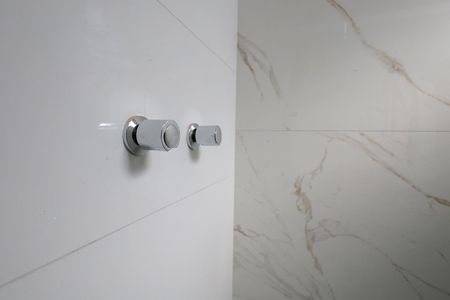 Casa de condomínio à venda com 117m², 3 quartos e 2 vagasBanheiro Suíte