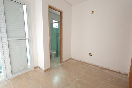 Casa de condomínio à venda com 117m², 3 quartos e 2 vagasSuíte