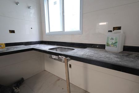 Casa de condomínio à venda com 117m², 3 quartos e 2 vagasCozinha